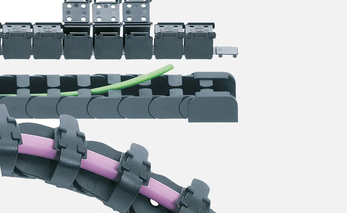 Guide-câbles pour bureaux et meubles