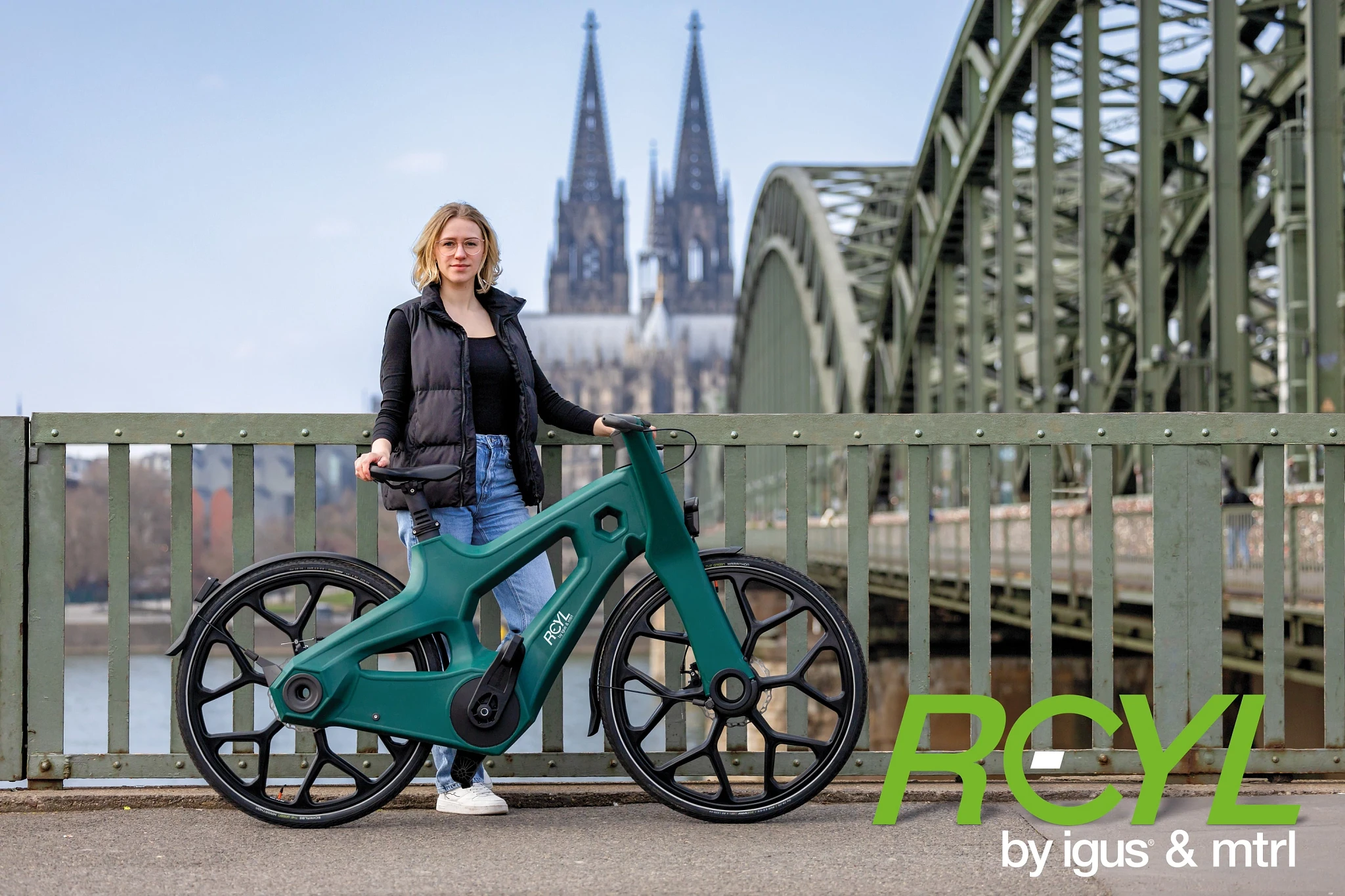 Bicicleta RCYL en distintos lugares