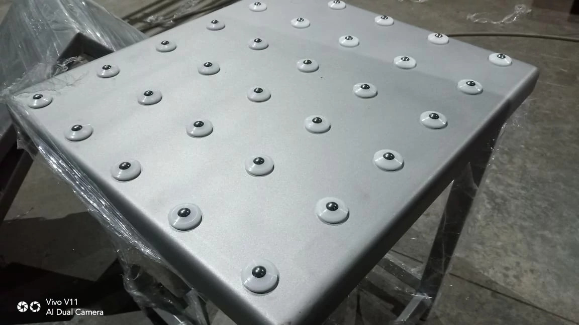 Table avec billes porteuses igus