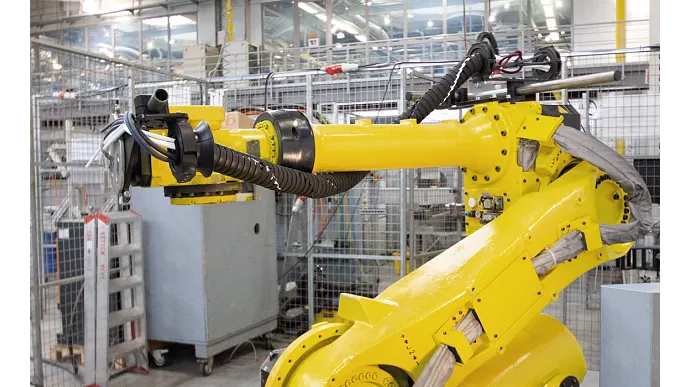 Telescopic robot cable management | trfilex® R TRX | igus® UK