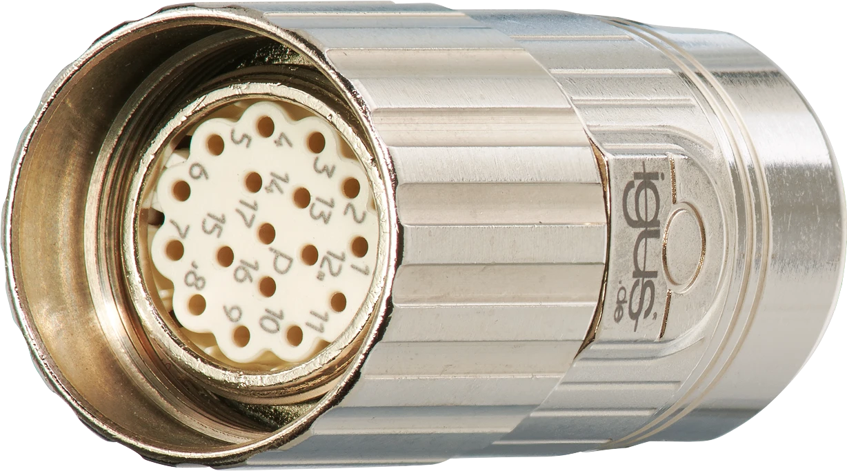 zástrčkových konektorů