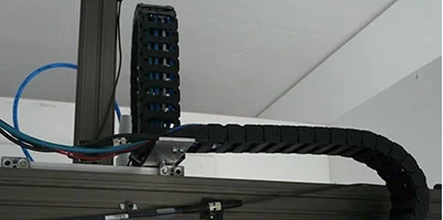 chaîne d'énergie fournissant de l'énergie aux axes mobiles