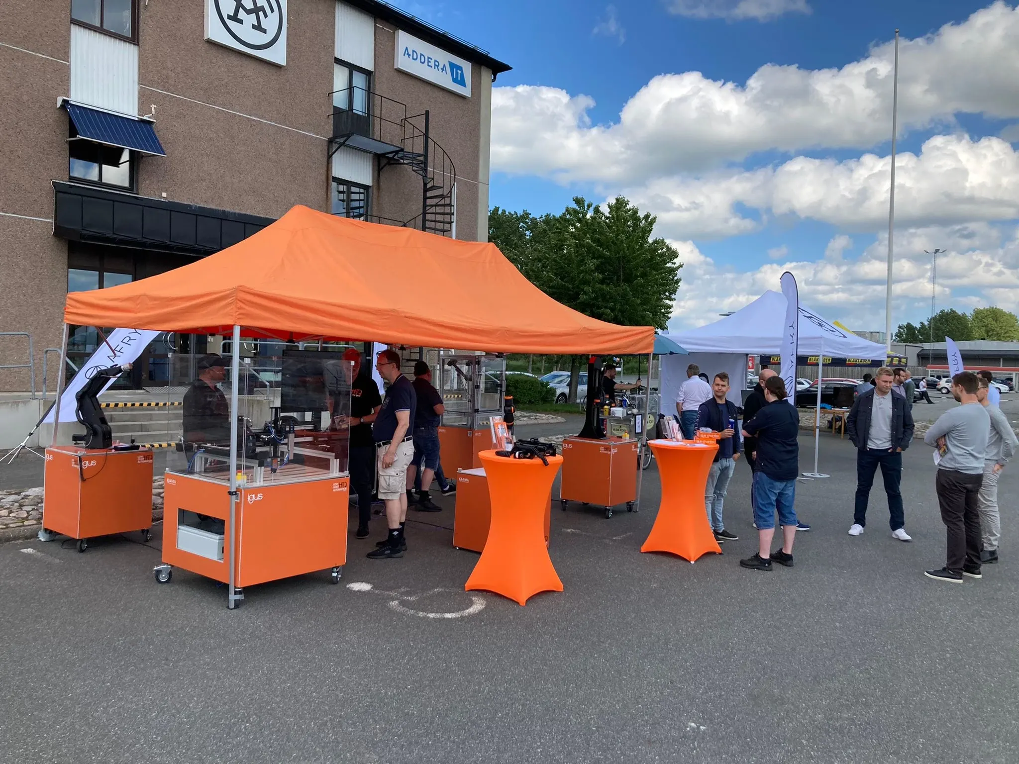 lca-roadshow-trade-show-stand-IV