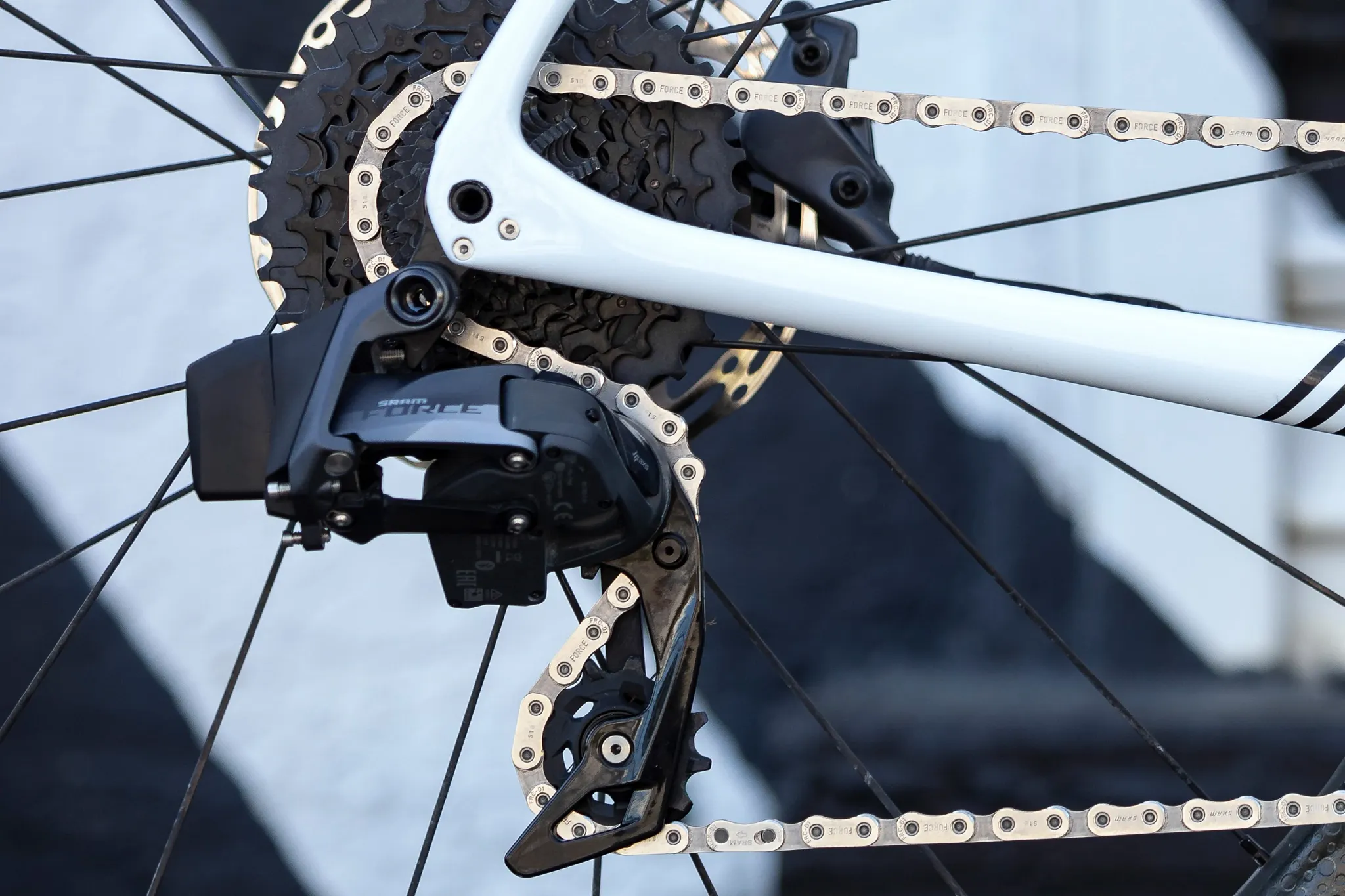 SRAM Force eTap AXS 變速器外觀
