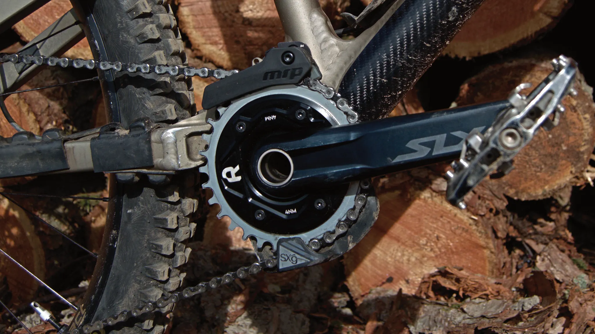 Rimpact chain damper mounted on MTB