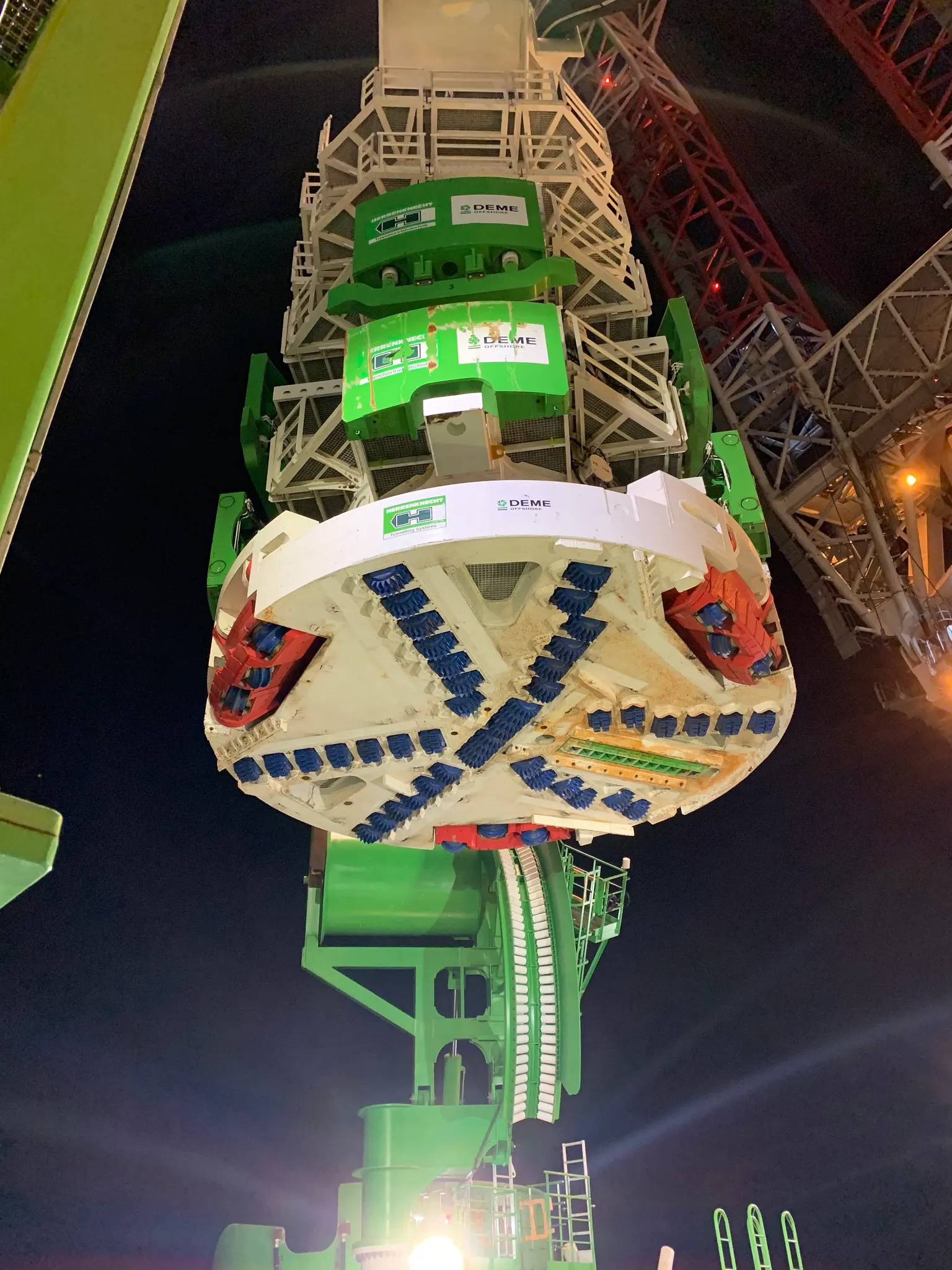 Offshore energy chain