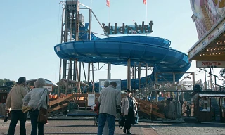 IGUS_AP_FA0906_funfair_ride_gondola_elevator_D.jpg