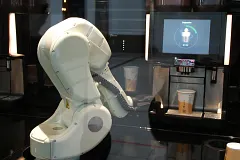 PRT döner halka yataklı kahve robotu