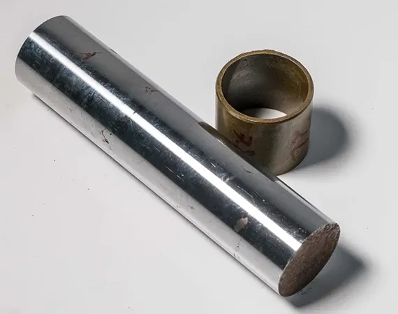 iglidur® Z na twardo chromowanym wale ze stali CF53