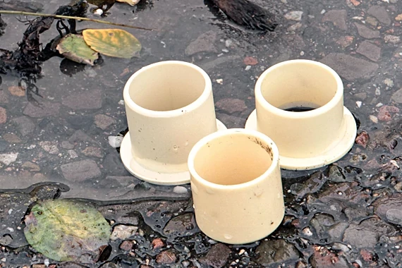 igus® Bussen in water