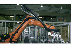 Assembly robots in the automotive industry