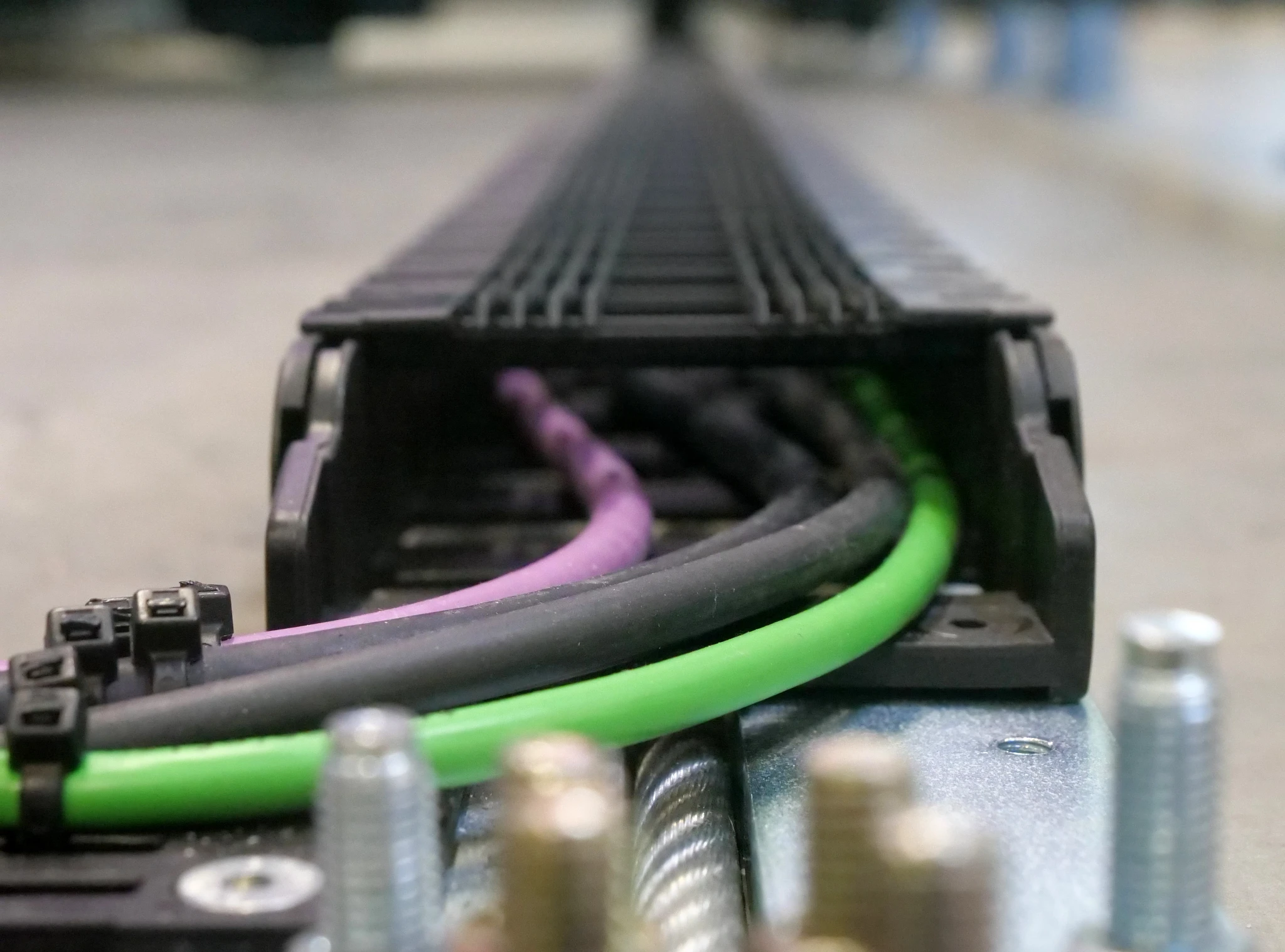 autoglide 5 energy chain with cables