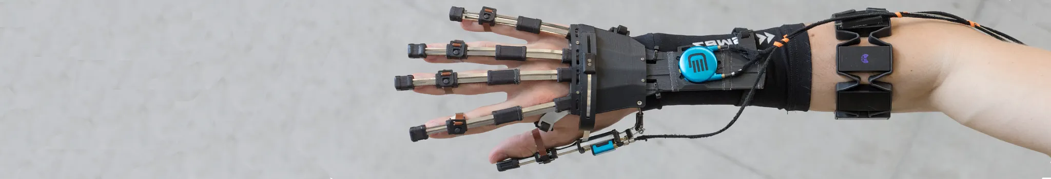 3D printed finger phalanxes in an exoskeleton