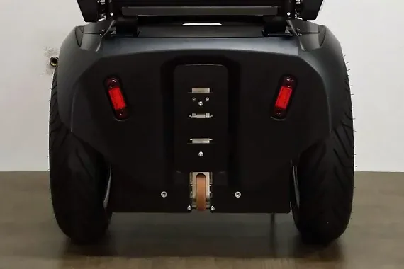 Vista trasera de la silla de ruedas