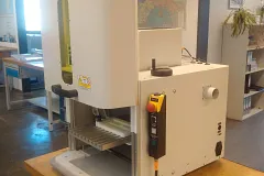 Laser station