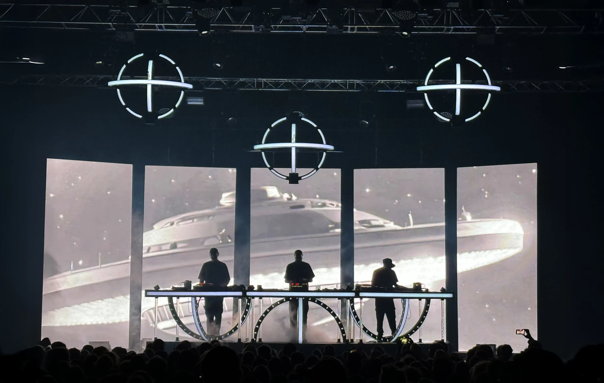 Lighting installation by Kellook