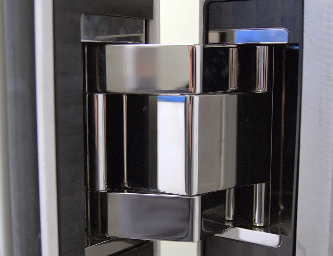 Dørhængsel med iglidur-glidelejer