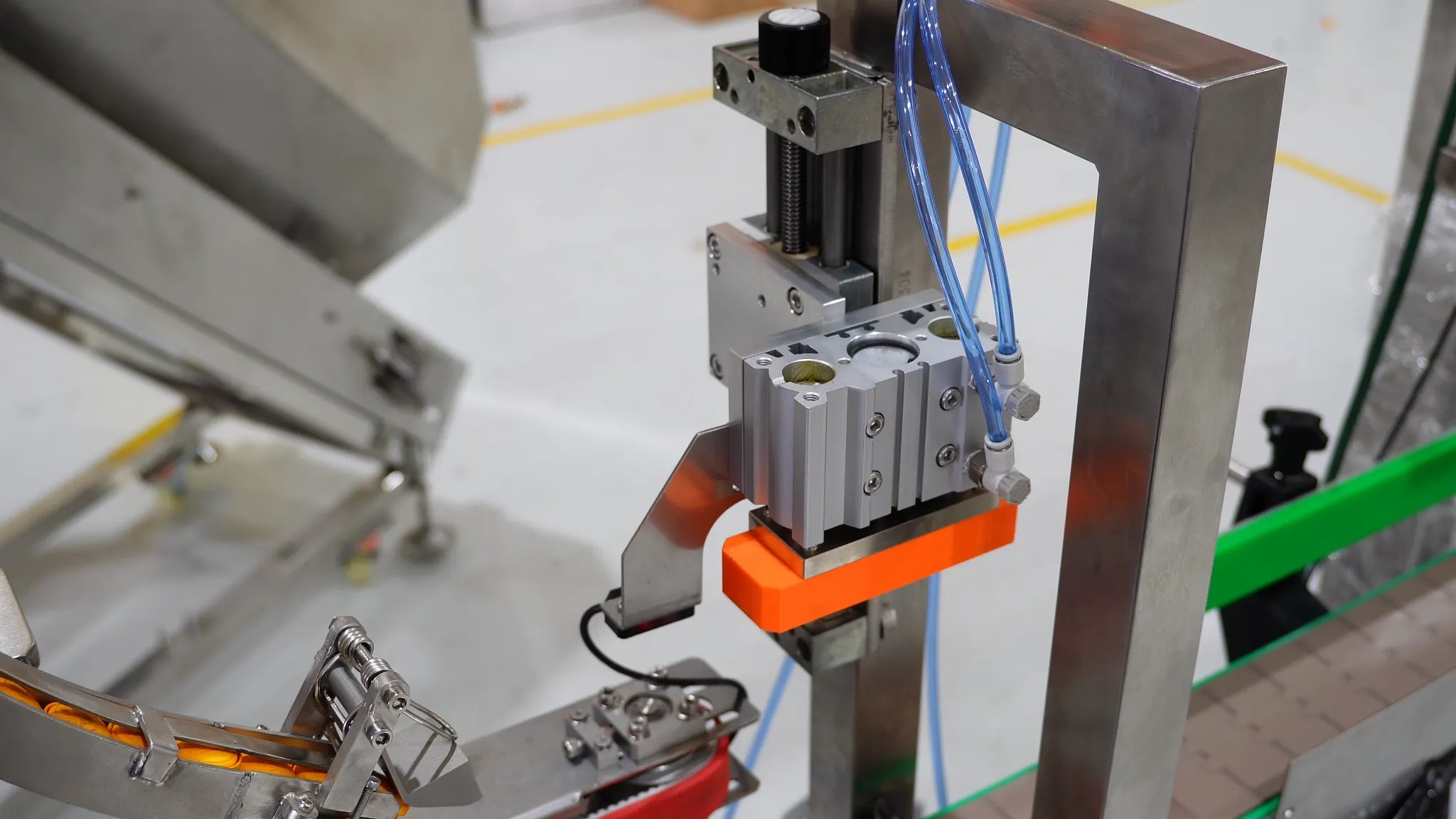 Con trượt drylin R và mô đun tuyến tính