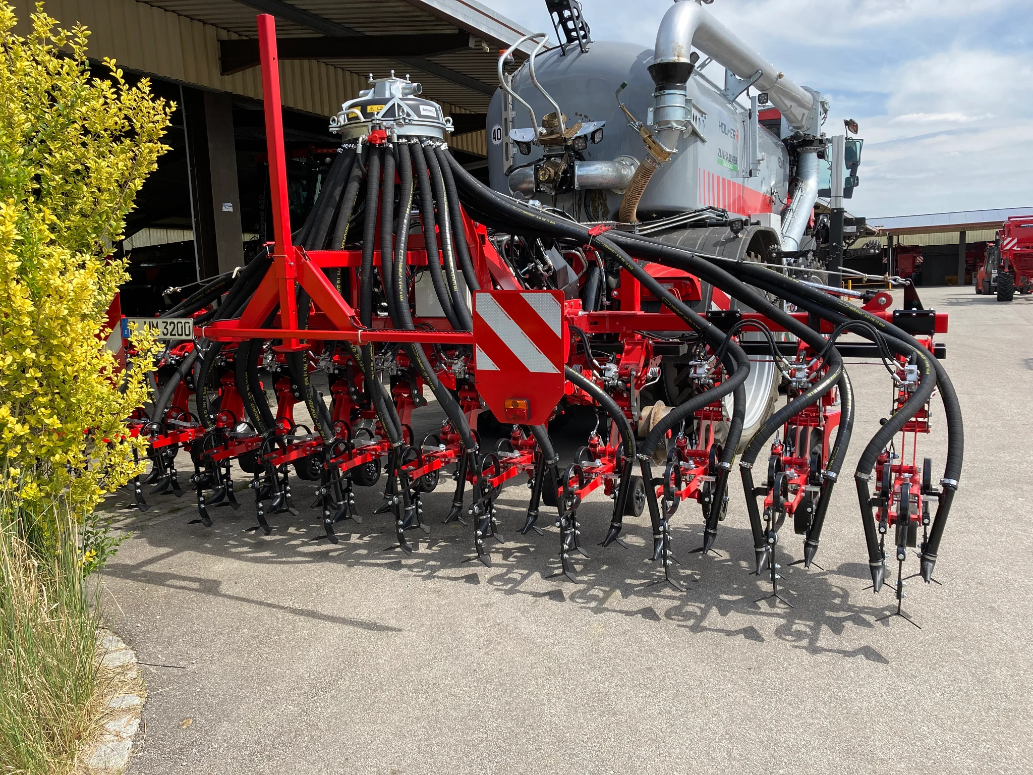 A calota iglidur resistente ao desgaste torna o sistema acoplamento de reboques KS80 isento de lubrificação.