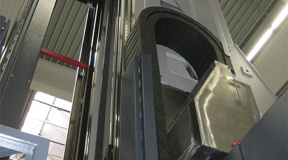 15 energy chain in travelling column milling machine for 50 m travel ...