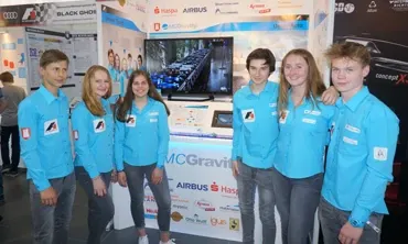 チームMC学校におけるF1の重力