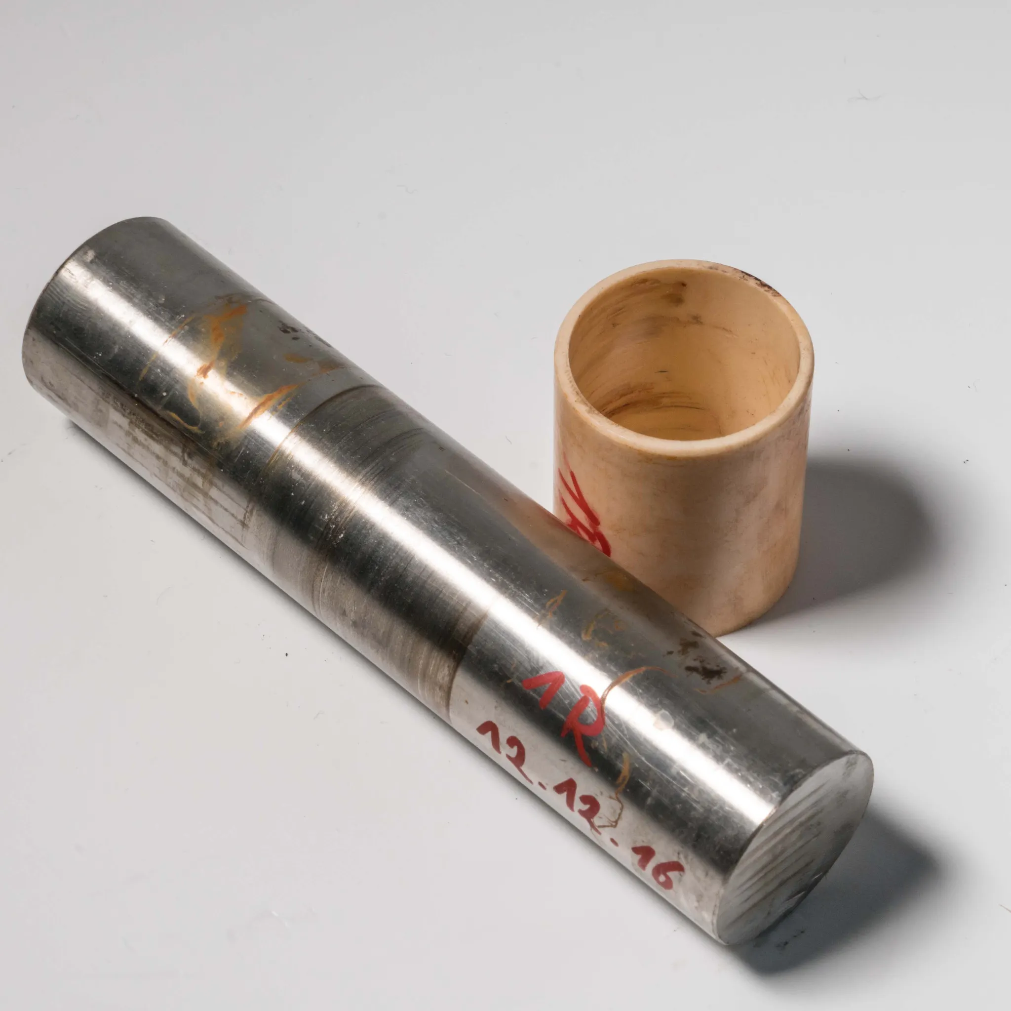 304 SS 샤프트의 iglidur J 플레인 베어링