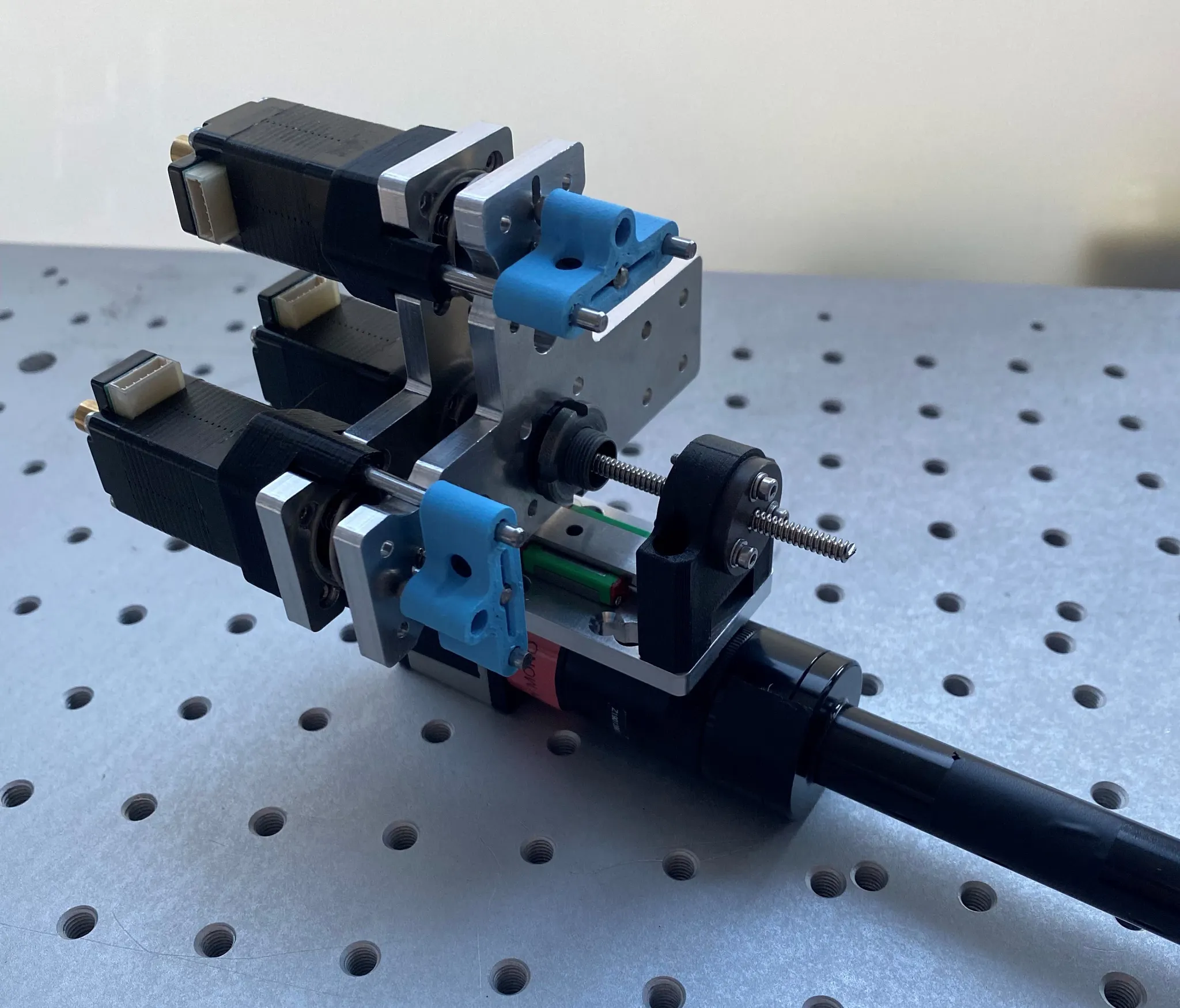 3D-geprinte klemmen voor microscoopcamera