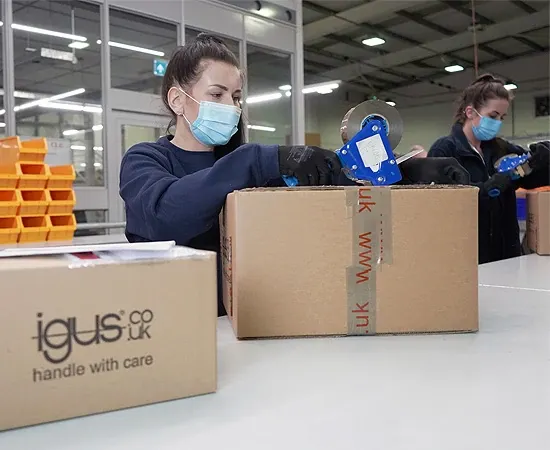 igus UK packing