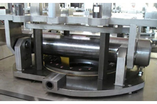 Sliding slewing ring application