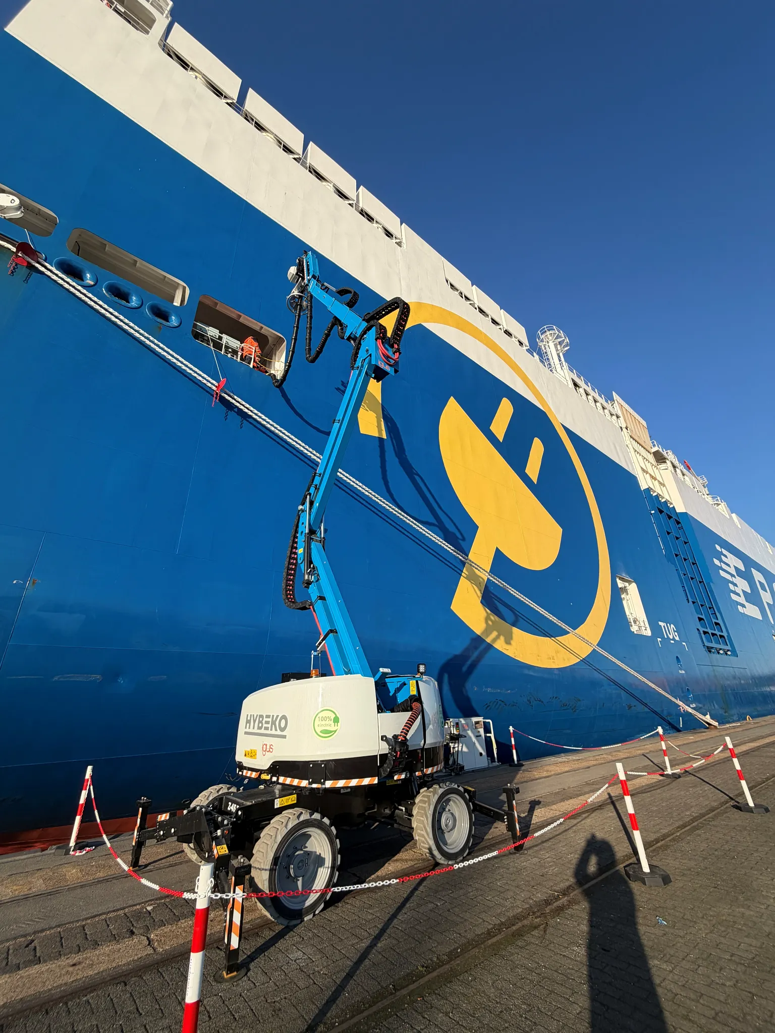 Schiff angeschlossen an die iMSPO im Bremerhaven