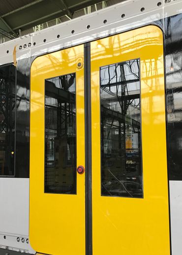 Light-rail doors, passenger doors, CF9