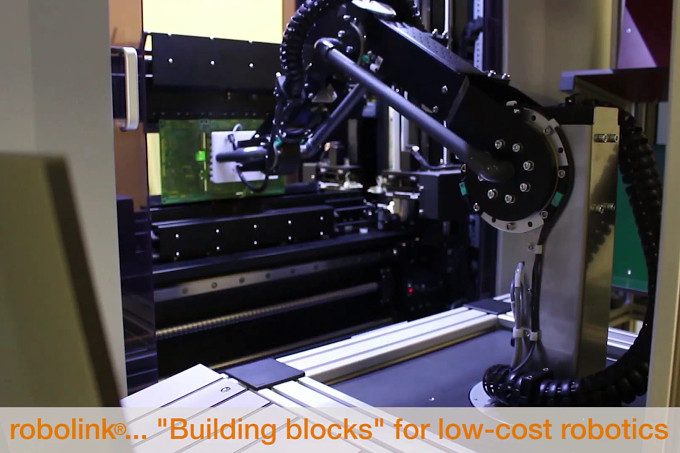 Robot Loading Engine Block Loading and unloading robot for PCBs