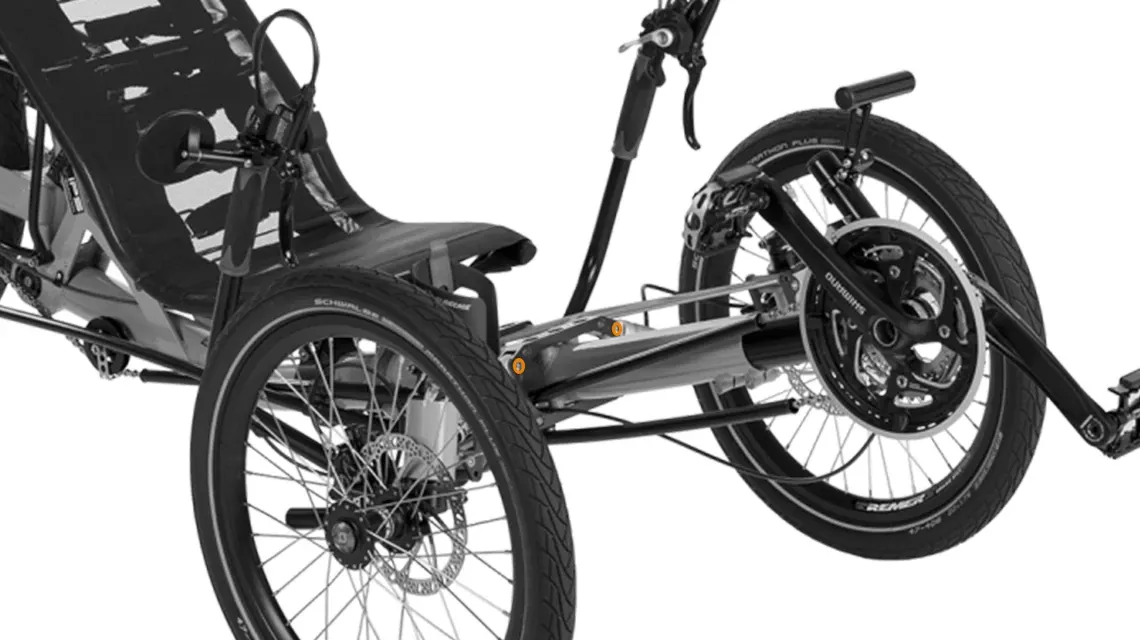 Suspensión delantera de un triciclo AZUB