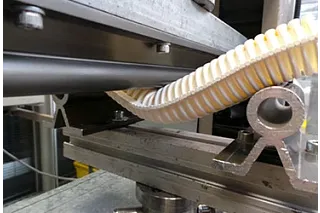 Essai de flexion douce de l'e-skin