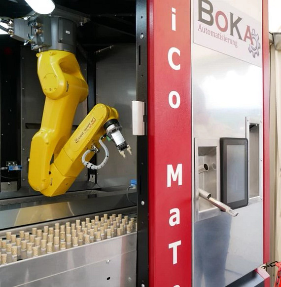 La estación de pruebas de COVID-19 automatizada DriCoMaTe de BoKa Automatisierung GmbH