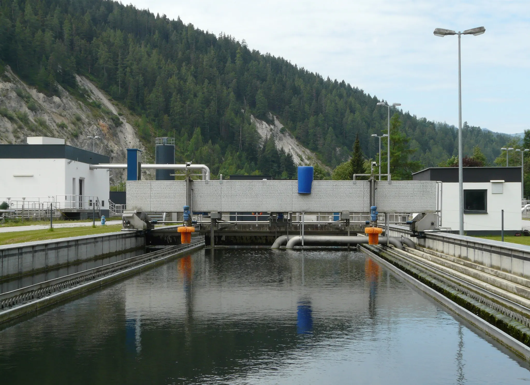 De secundaire zuiveringsinstallatie in de afvalwaterzuiveringsinstallatie van Radstadt