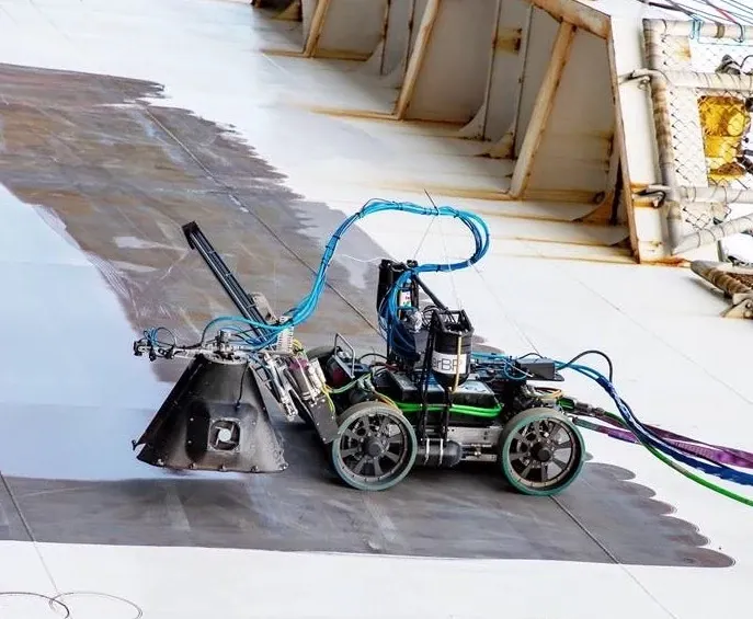 Robot off-shore pour l'inspection, le nettoyage et les réparations