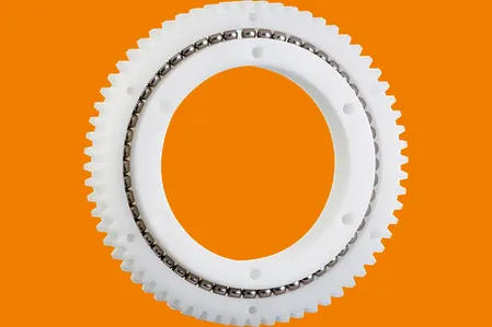 Kugeldrehverbindung mit Außenverzahnung