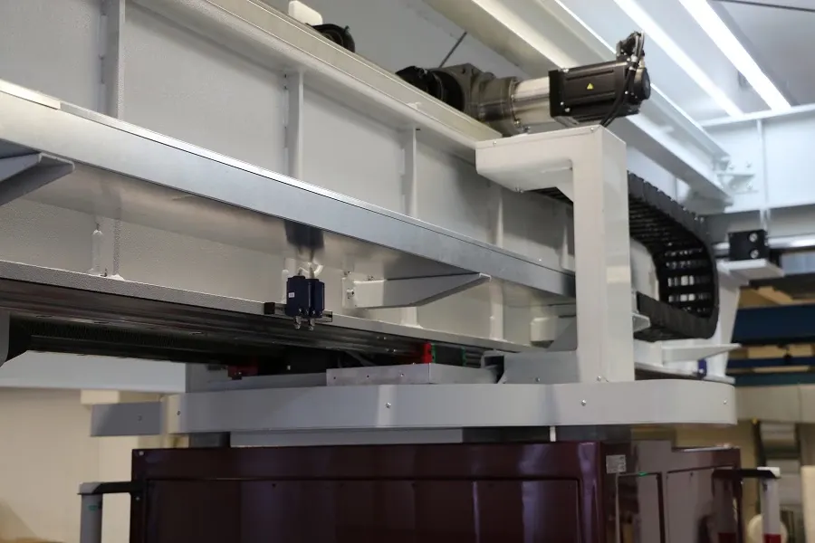 Cable guidance for welding unit