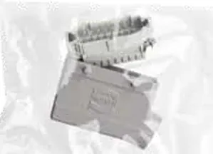 Conector tipo enchufe