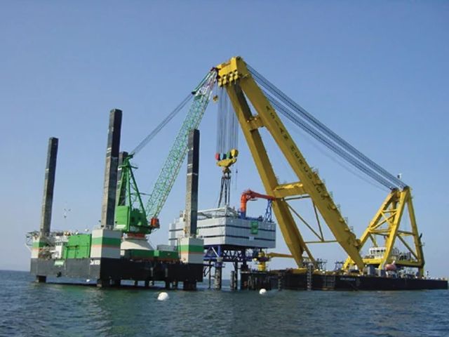 Isango Crane 能量鏈,適用於纜索重量不超過 45 kg/m 的剪叉式起重機
