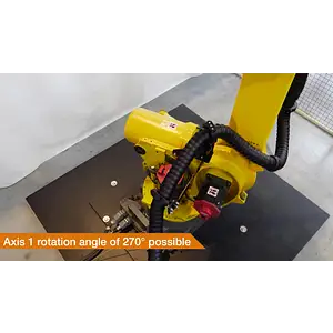 ロボット上の第1軸回転のための旋回ブラケット（最大270°）。