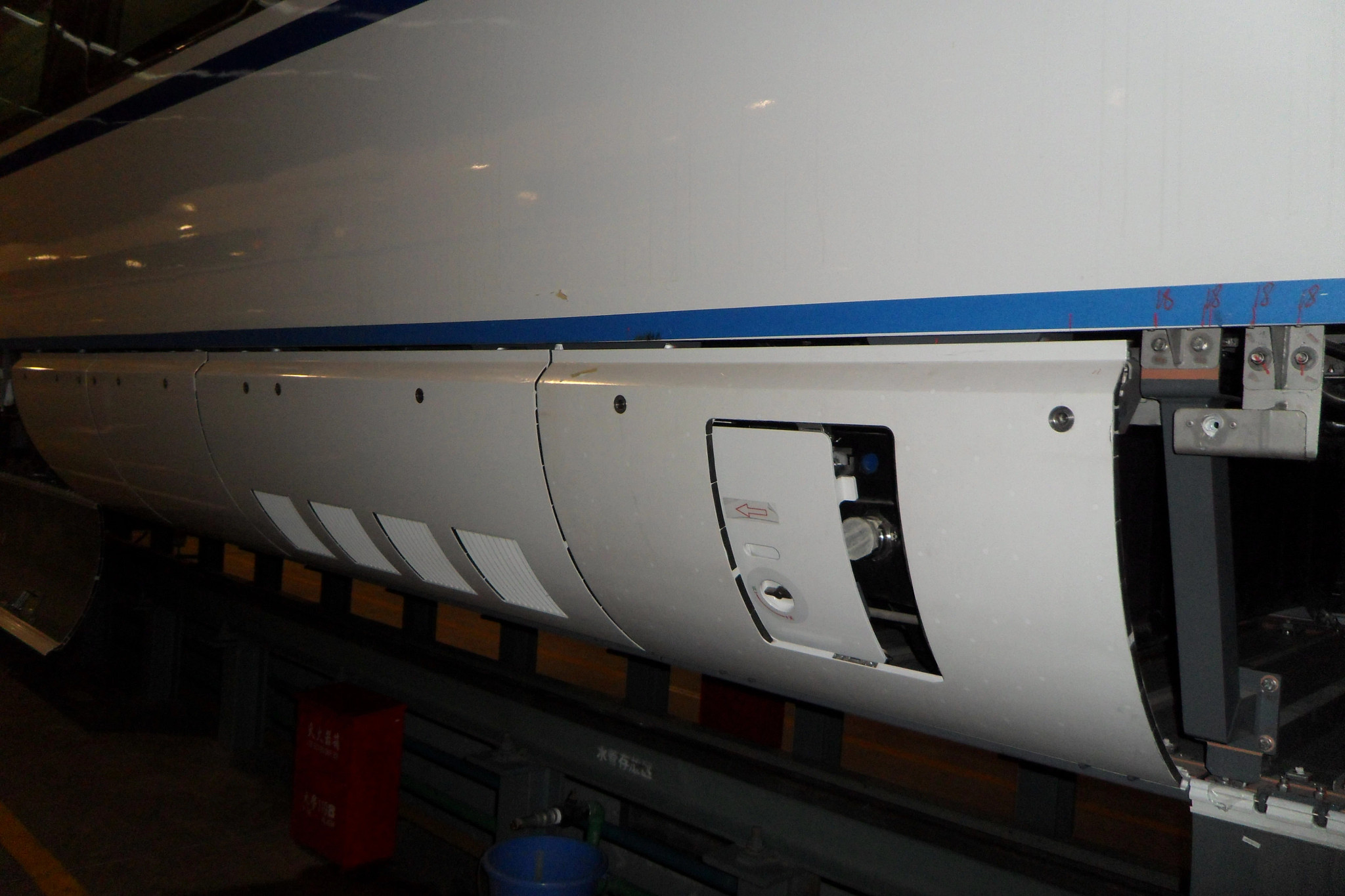 Light rail door with igus products