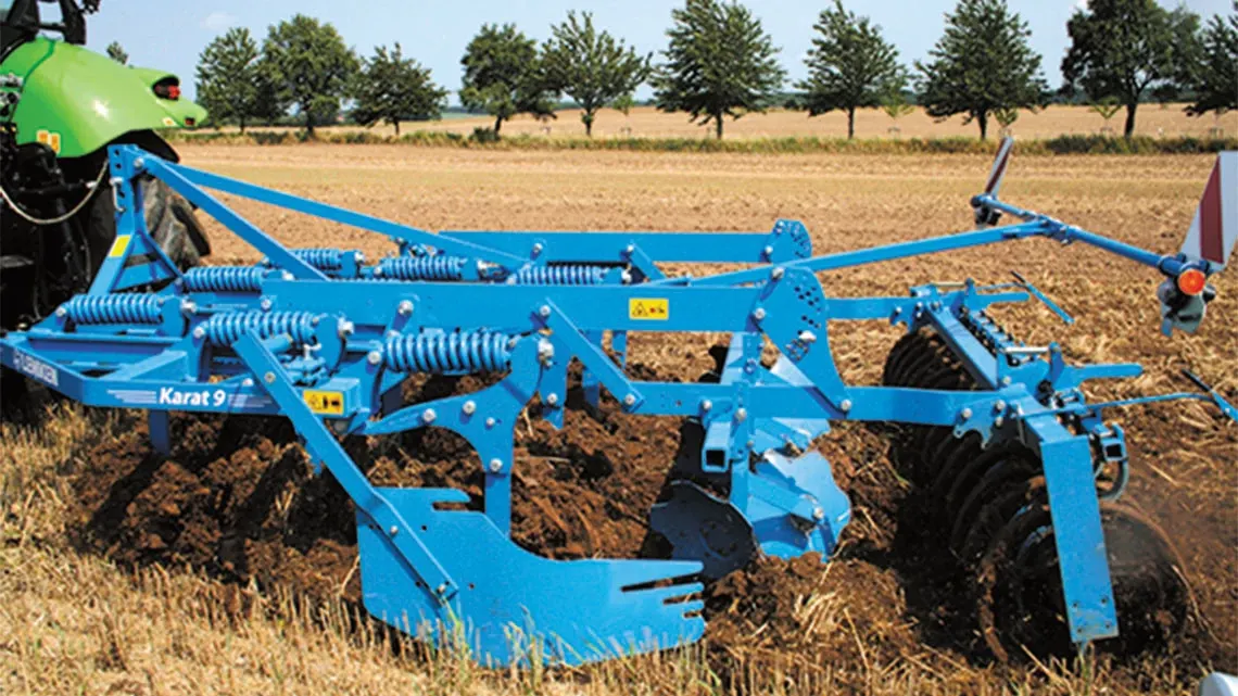 Kultywator firmy Lemken GmbH