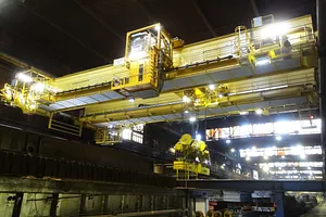 Crane pengangkut pelat BANG