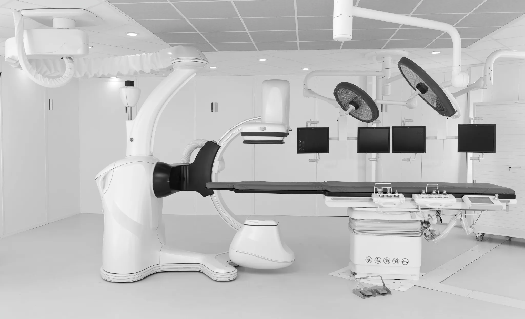 Duurzame kabelrups in röntgenapparaat