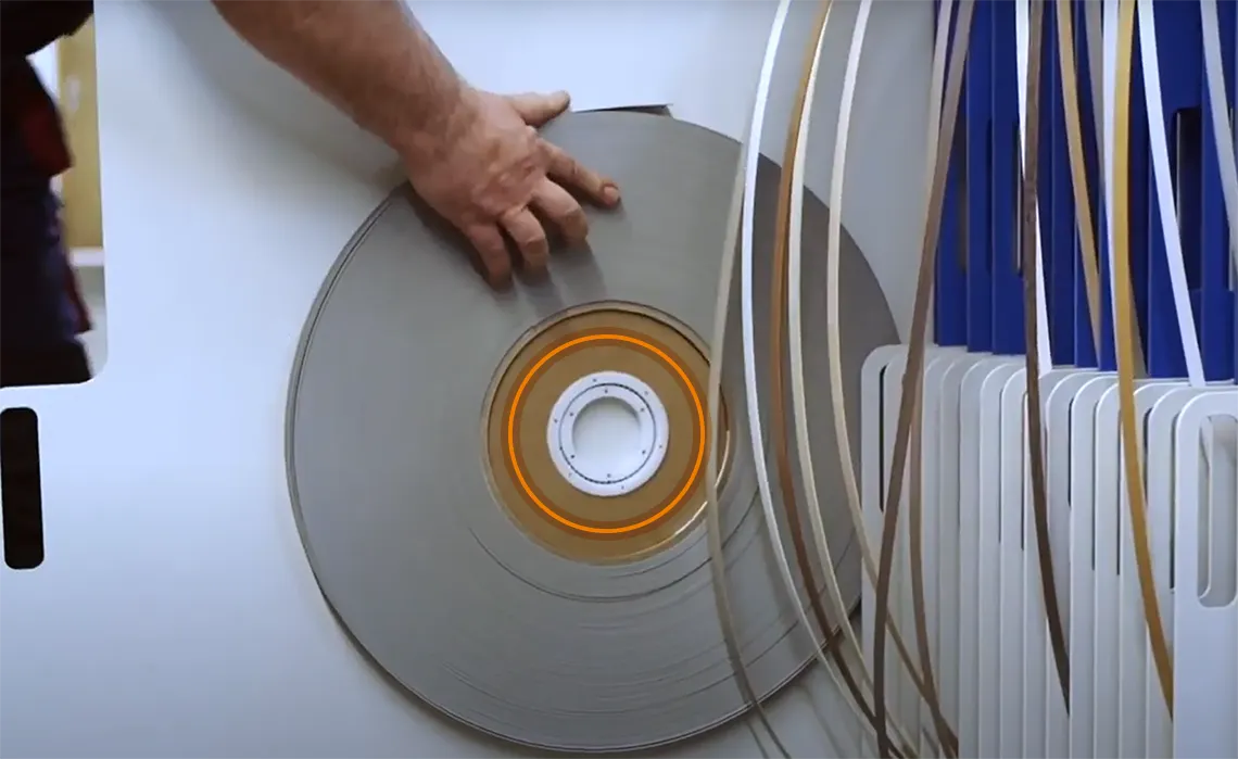 XIOS® 에지 롤러 마운트의 슬루잉 링 볼 베어링