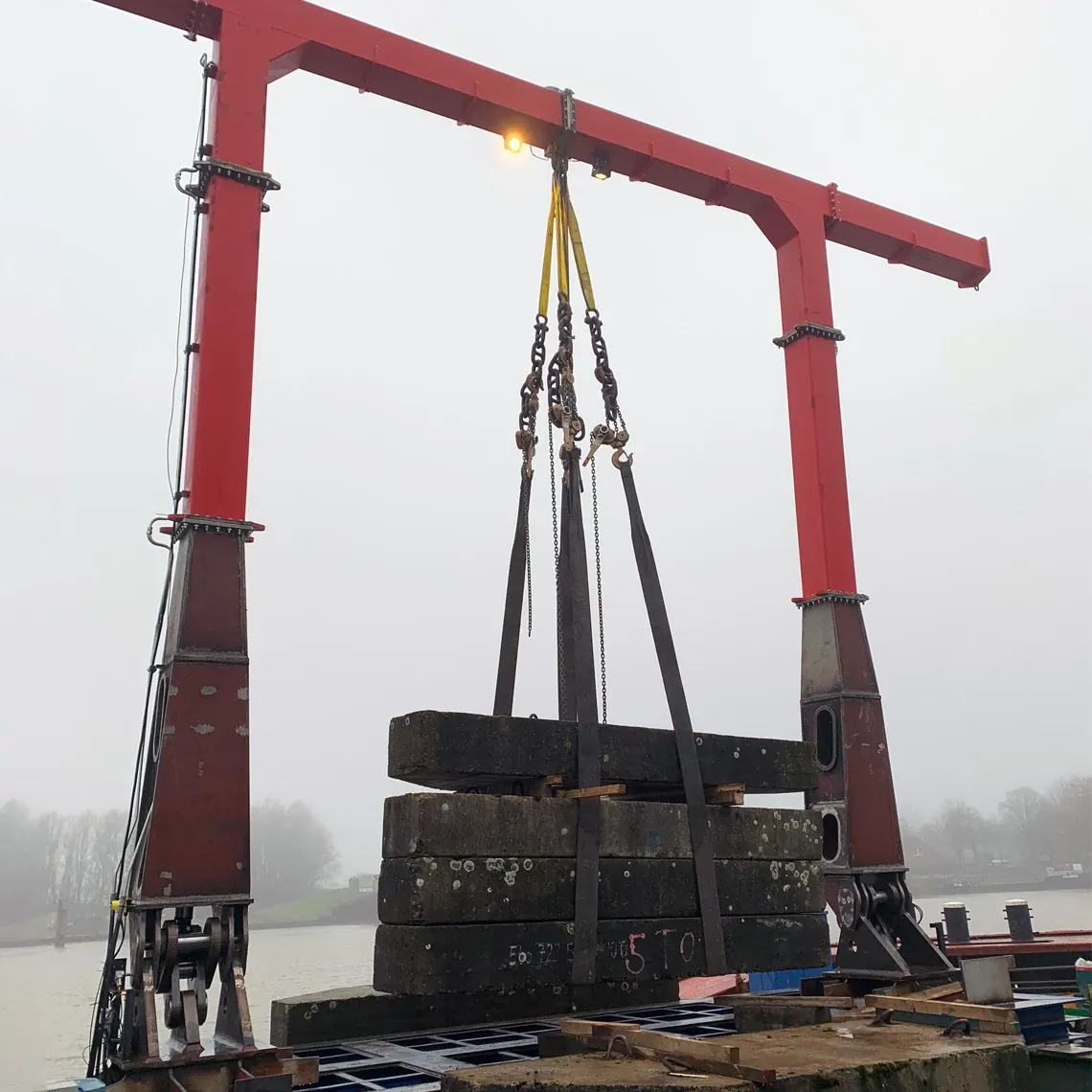 A-frame with suspended load