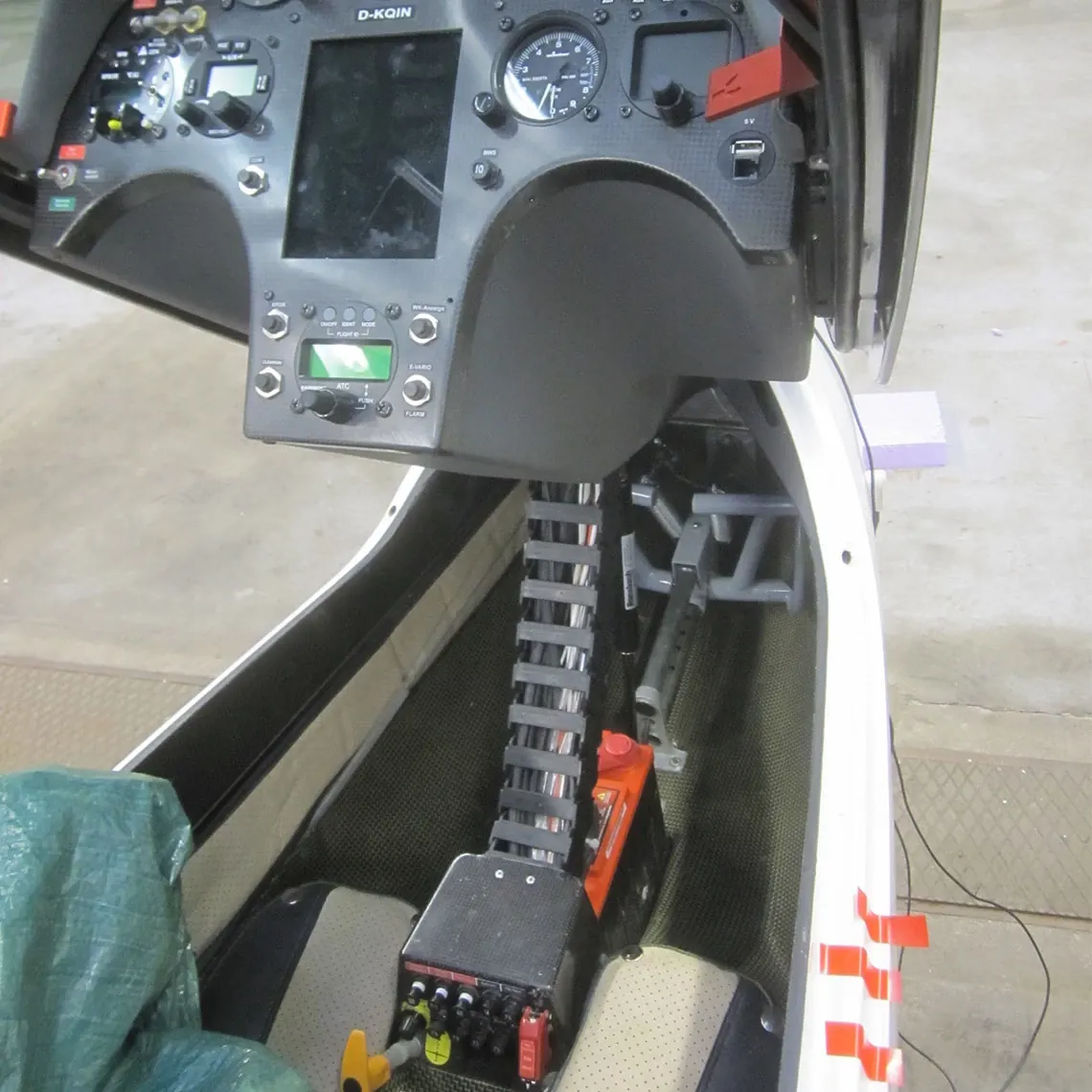 cadena energética en el sistema de control de un planeador de alto rendimiento