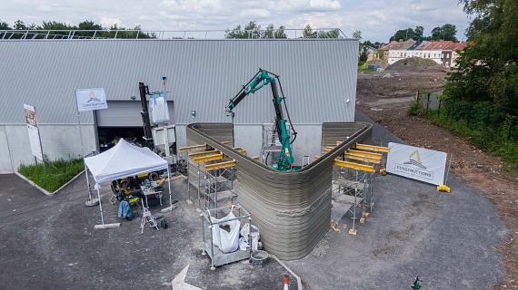 3D printer for concrete - Lubrication-free solution for dusty environment